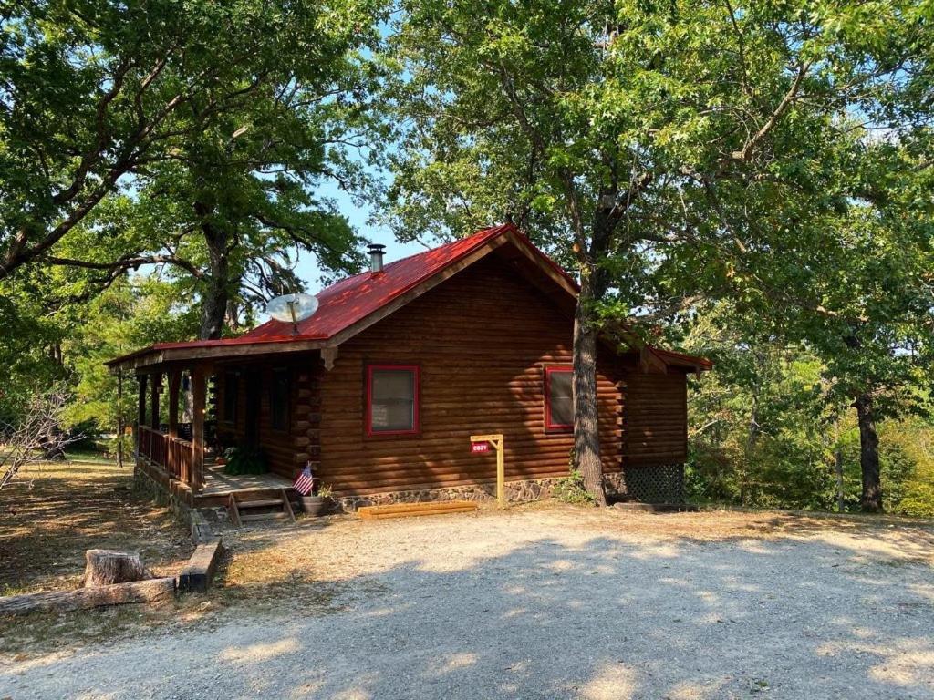 Cozy Cabin At Bear Mountain Log Cabins Юрека Спрингс Екстериор снимка